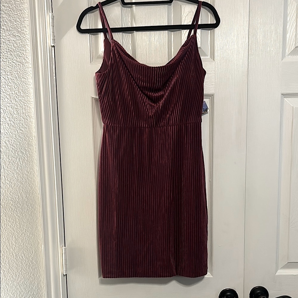 Morgan & Co Red Sleeveless Cowl Neck Mini Dress